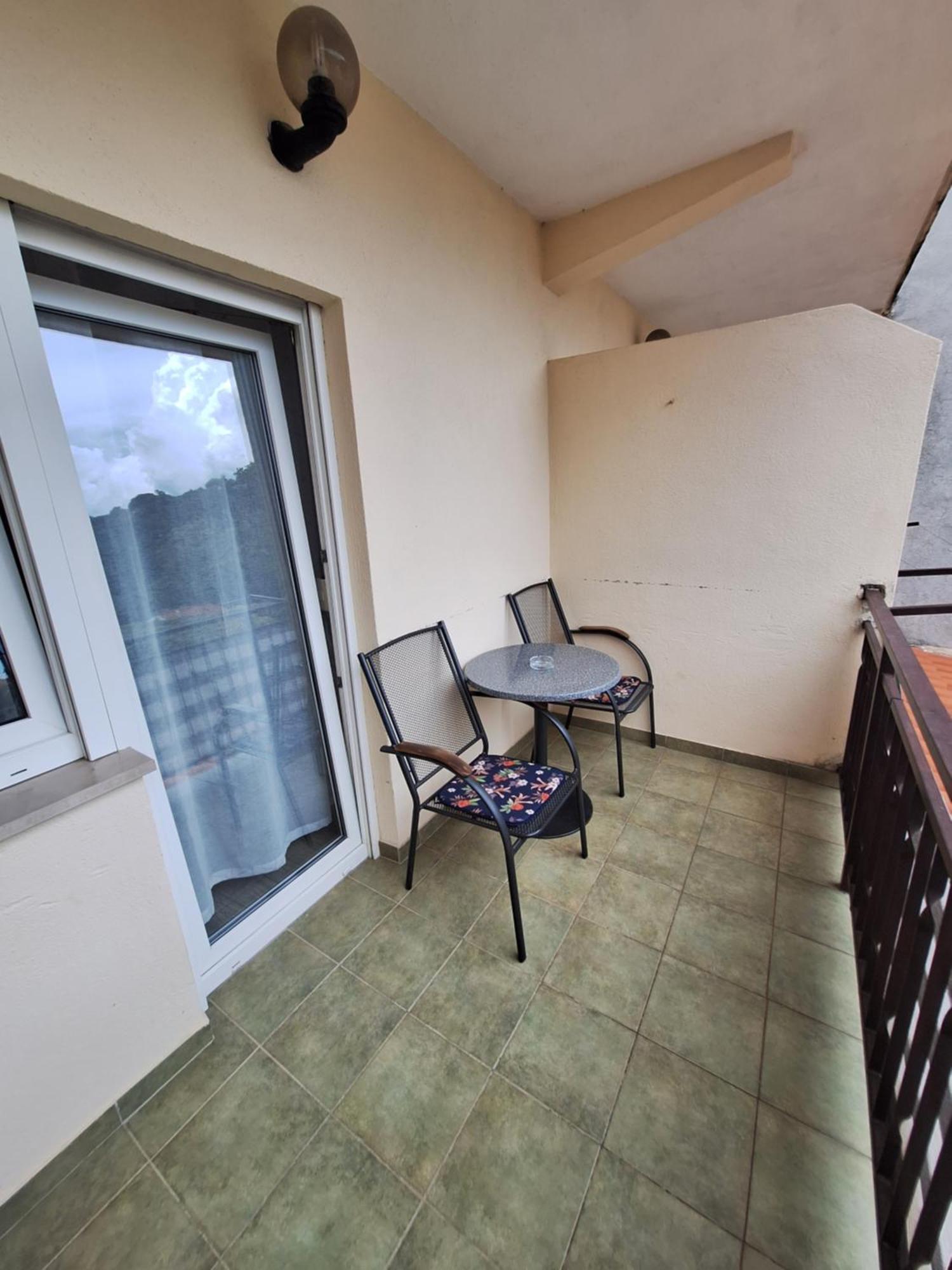 Apartmani Lisicina Omiš Exterior foto